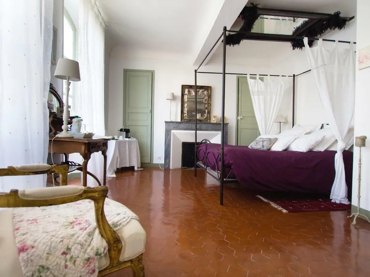 Villa De Lorgues 3*,
