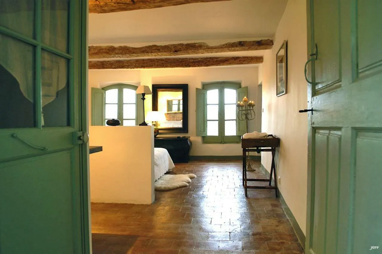 Bed & Breakfast Villa De Lorgues