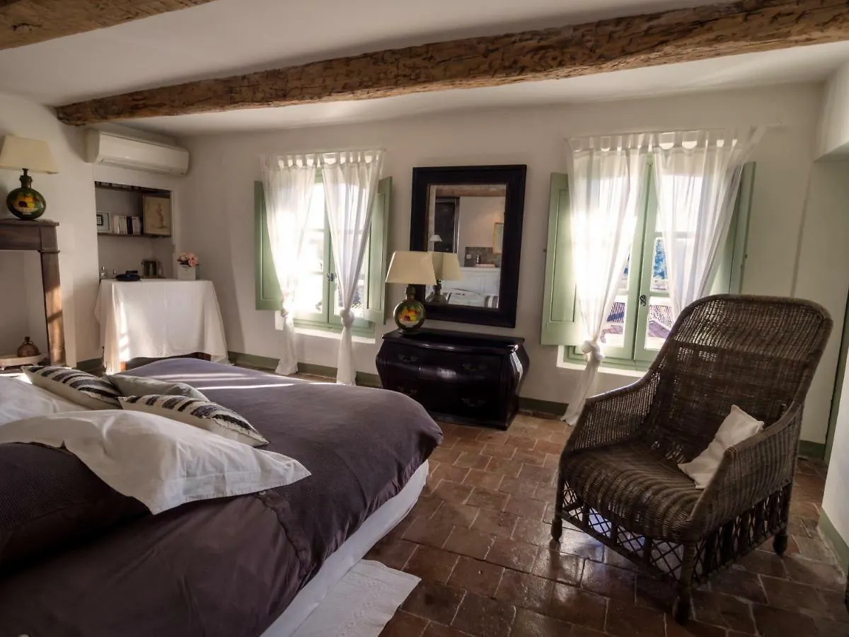 Bed & Breakfast Villa De Lorgues
