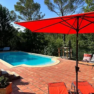 & Jasmin D'hotes Naturistes En Provence Frühstückspension